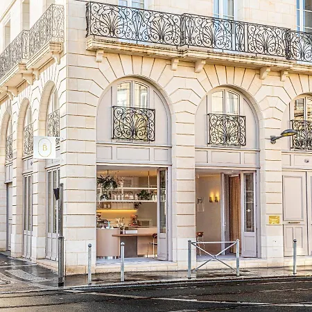 Guest house La Maison De Blanche *